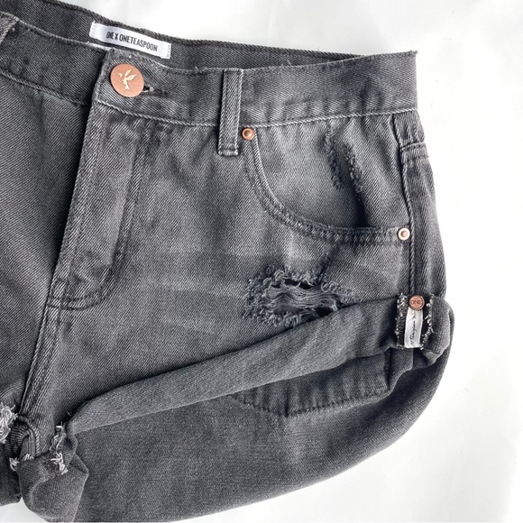 Kiara OBX One Teaspoon shorts - Picture 8 of 12